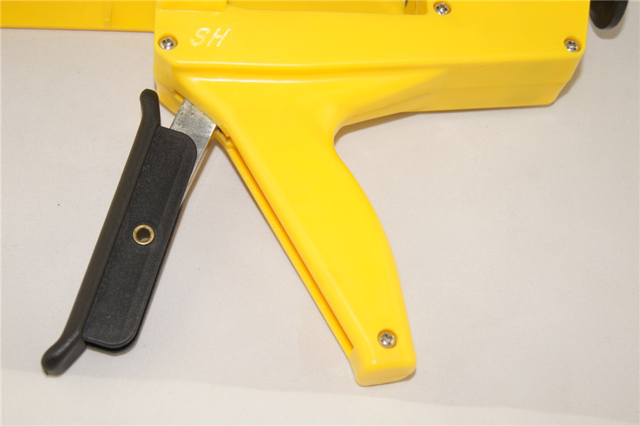 Epoxy Caulk Gun