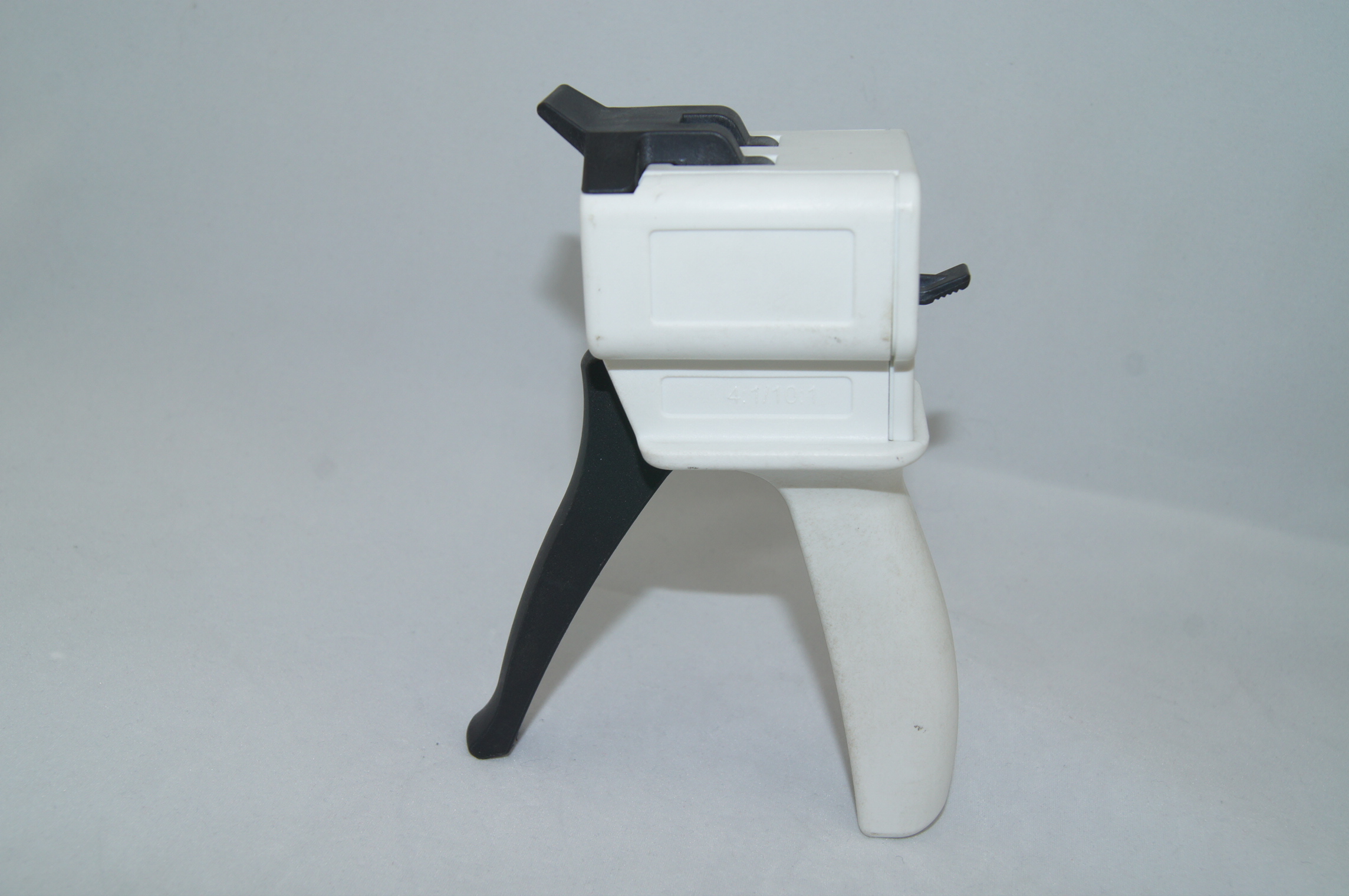 Sealant Gun