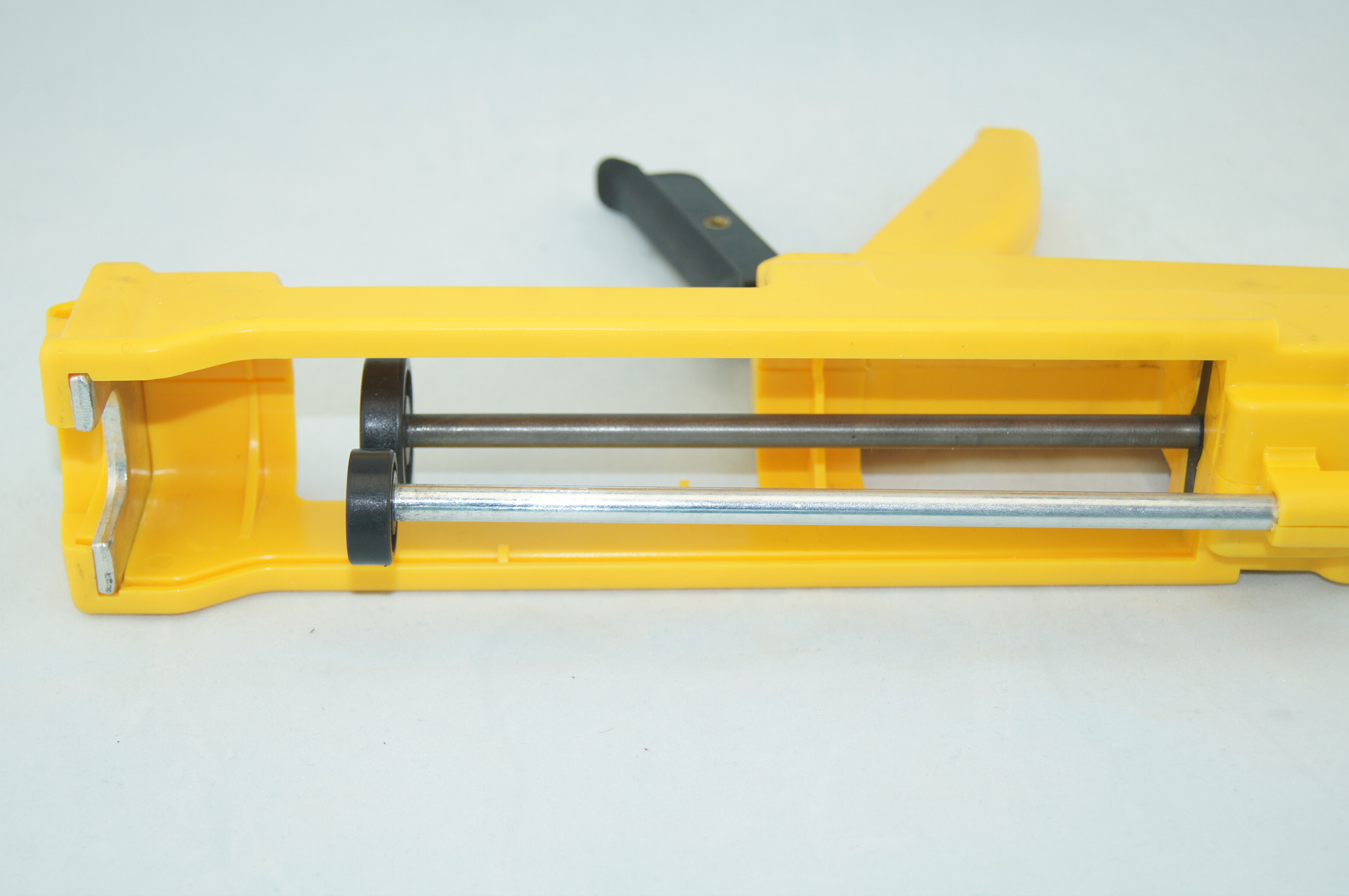 Sealant Dispenser