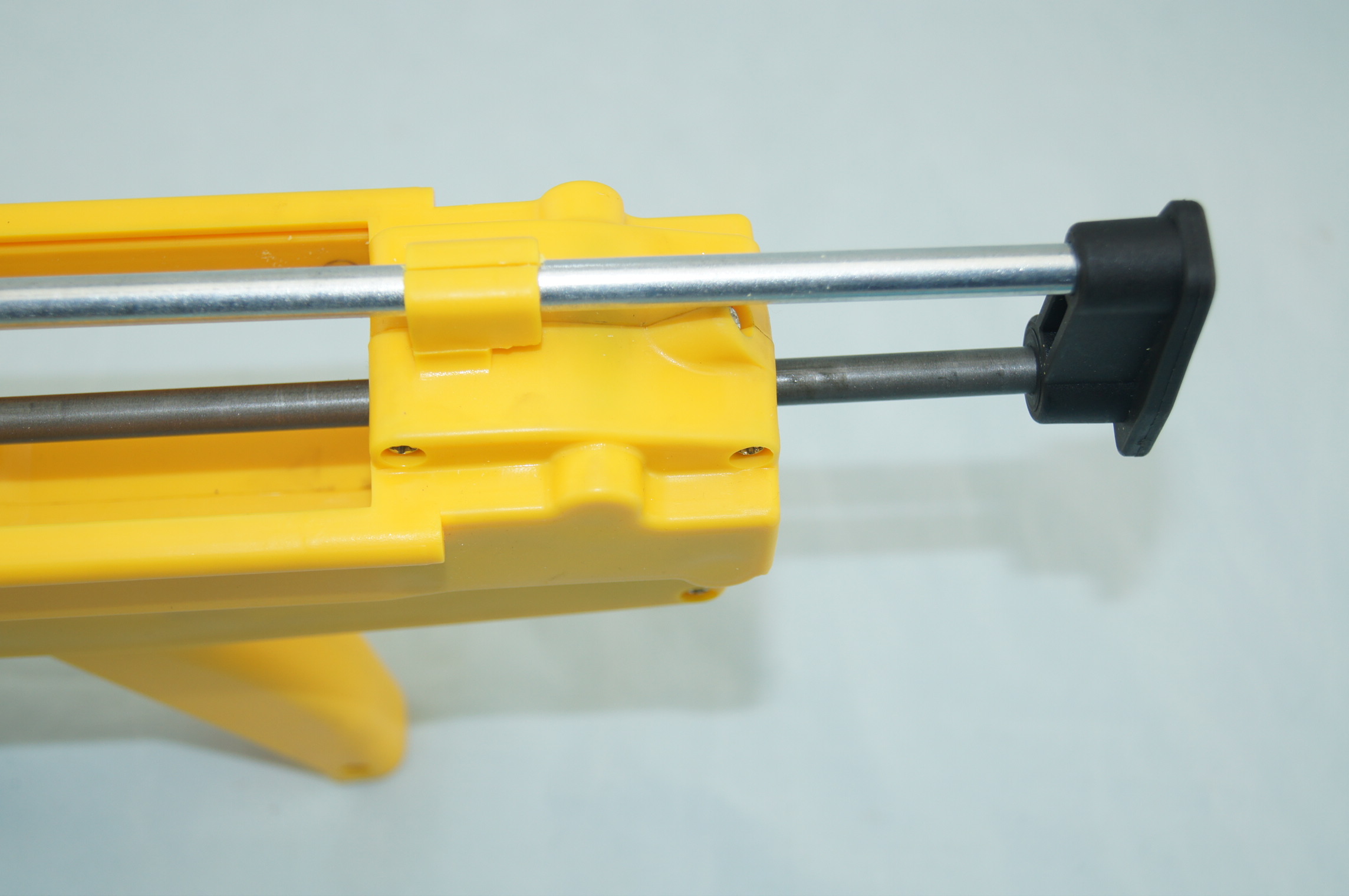 Sealant Dispenser