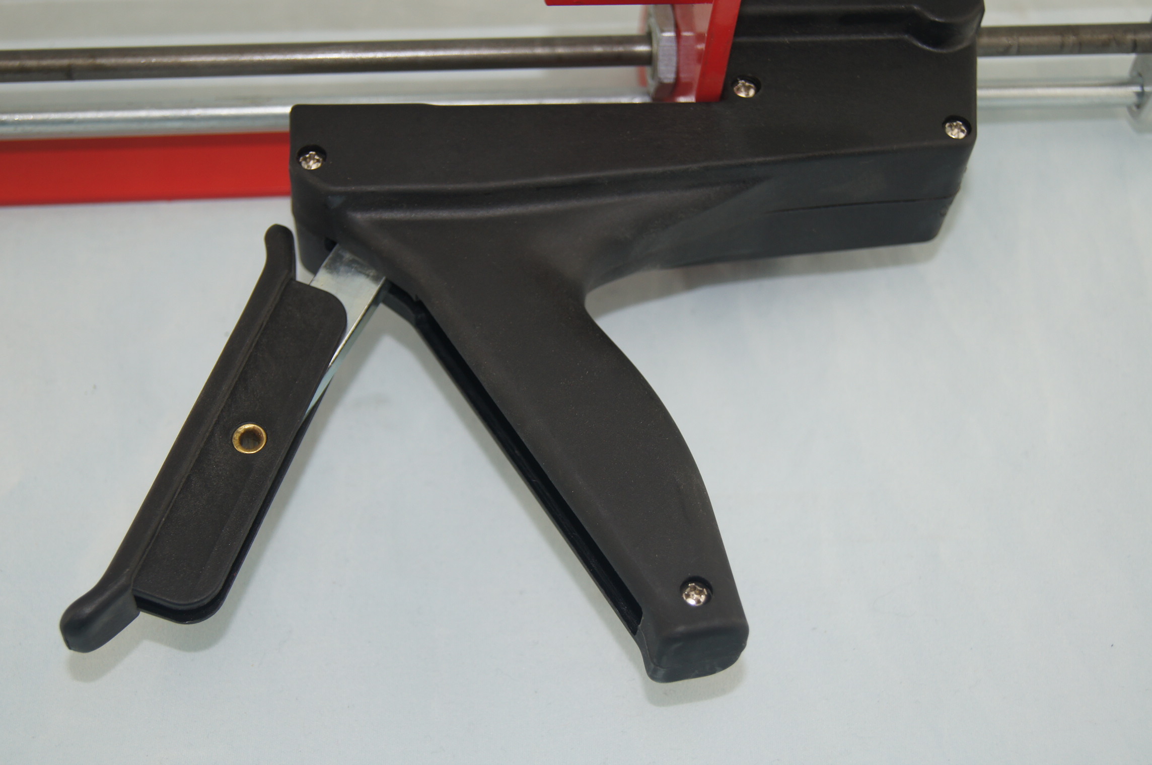 2K Caulking Applicator