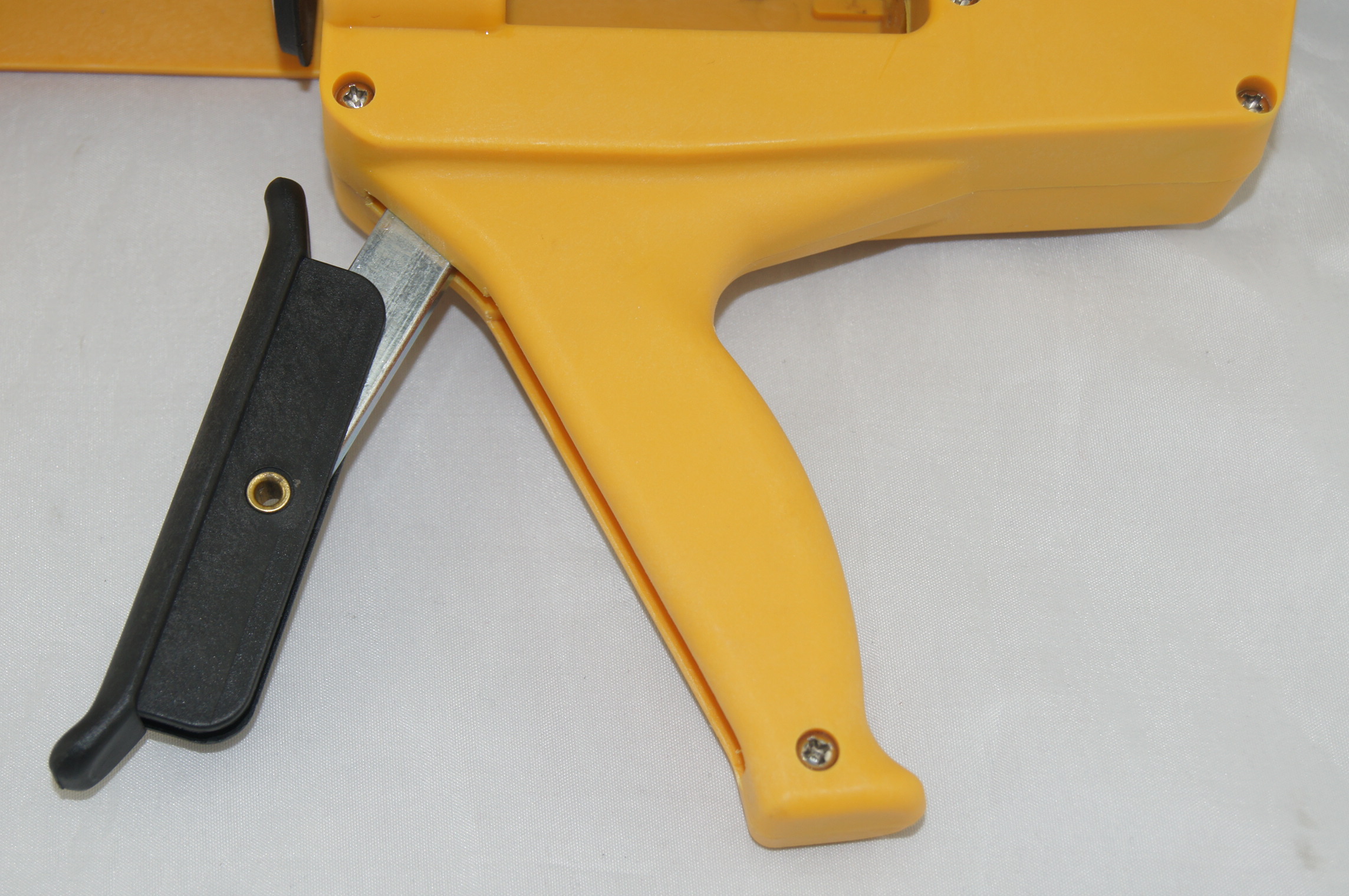 Dispenser Gun